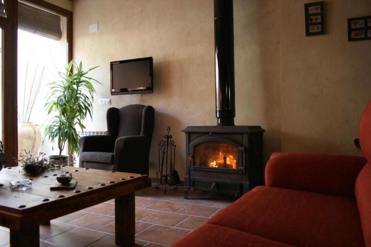 La Casa Del Azafran Villa Villanueva del Rebollar de la Sierra Exteriör bild